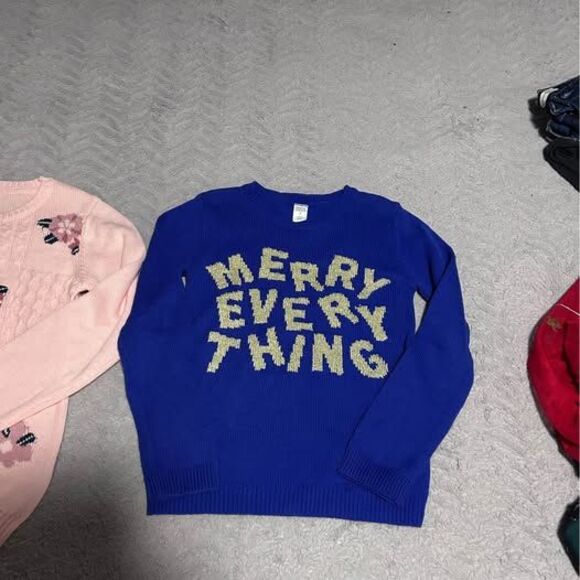 Bundle Girls Sweater Size 7-8 - Picture 4 of 6